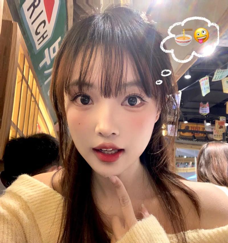 端着手机自拍的技巧有哪些？如何拍出高质量的自拍照？