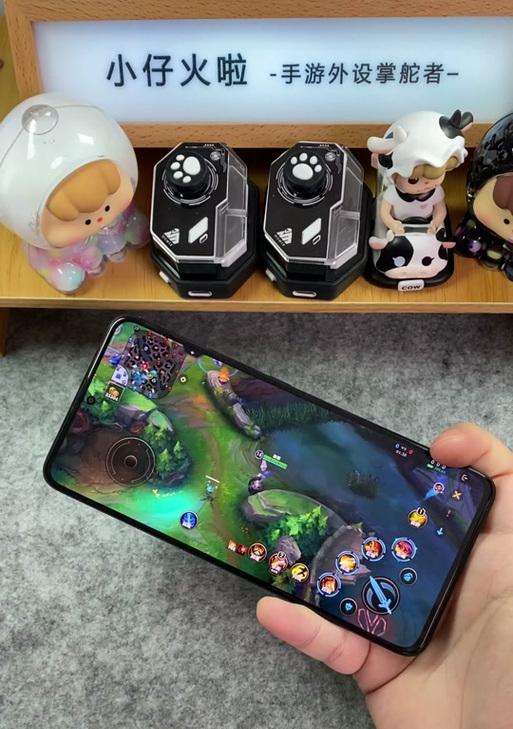 小仔游戏手柄如何安装？安装过程复杂吗？