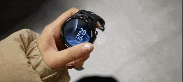 手表摄像头的正确使用方法是什么？